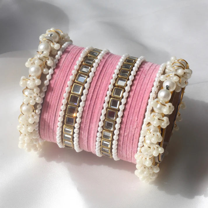 Kundan Majesty Bangle Set