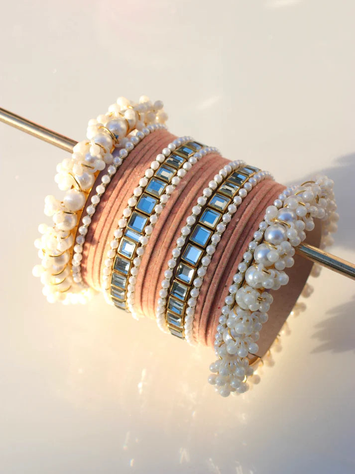 Kundan Majesty Bangle Set